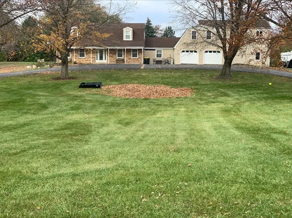 28W500 Kenwood Ave, West Chicago, IL 60185