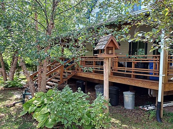 3rd image of 26 Maple Avenue