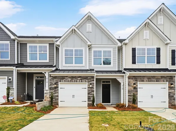410 Limelight Rd, Waxhaw, NC 28173