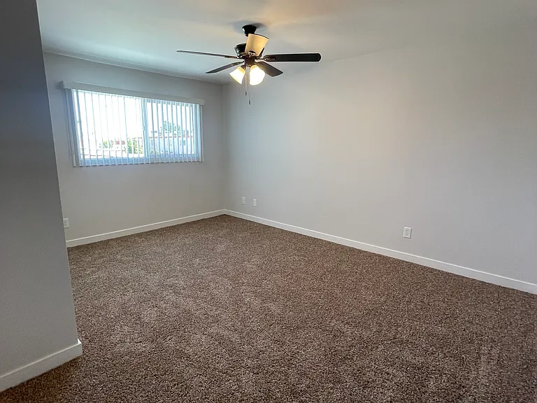 4731 W Northern Ave — Photo 17
