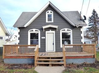 1021 8th St, Beloit, WI 53511