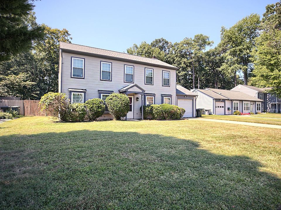 1st image of 219 Springdale Way