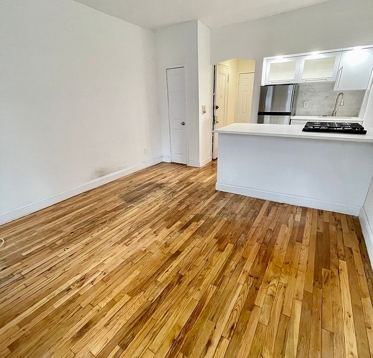 2nd image of 1594 3rd Ave #3G