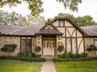 2206 Century Cir, Brenham, TX 77833