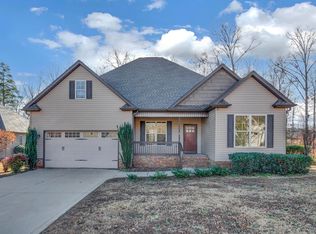 222 Hoozer Dr, Duncan, SC 29334