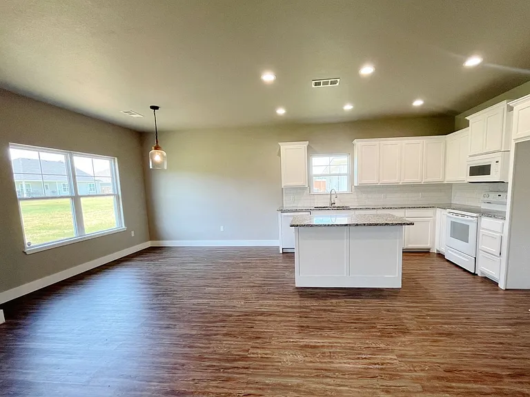 5471 Barn Owl Dr — Photo 2