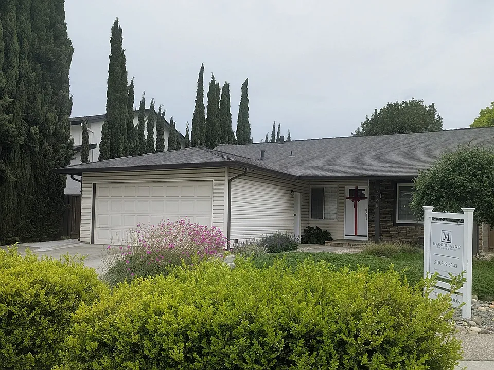 3098 Reynolds Ct