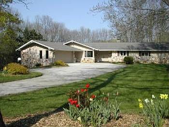1st image of 680 Williams Dr