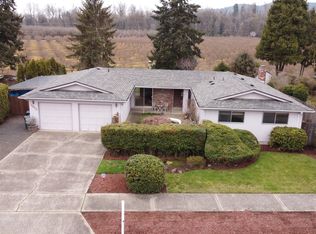 1452 Vera Dr, Springfield, OR 97477