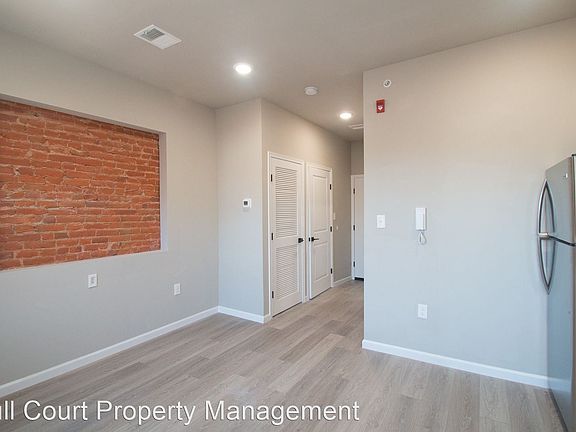 5th image of 1906 N 23rd St Floor 3