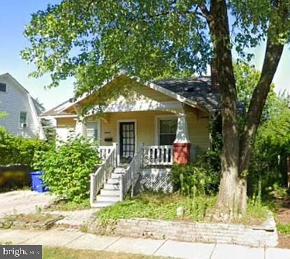 1st image of 1613 N Garfield St