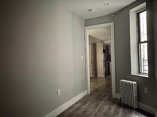 3rd image of 137 E 110th St #3EASTFRONT