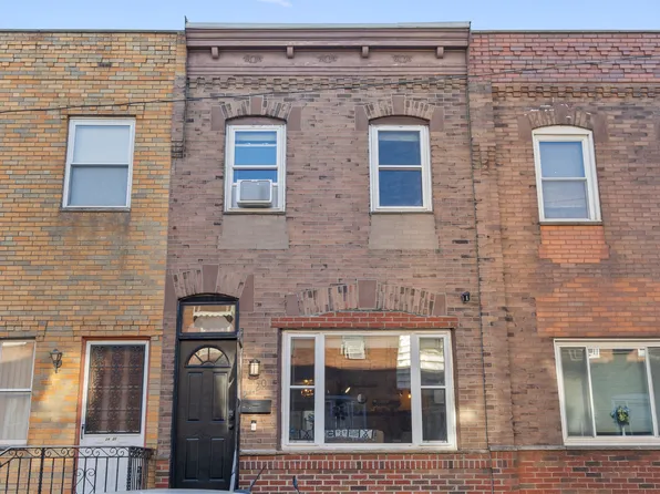 2420 S Percy St, Philadelphia, PA 19148