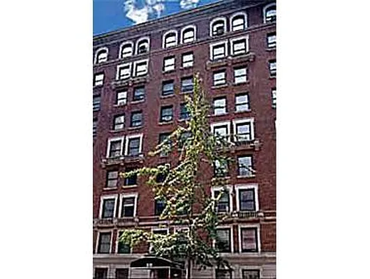 Sold by Douglas Elliman | media 23