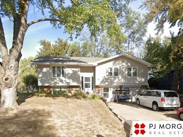 3002 Columbus Ave, Bellevue, NE 68005