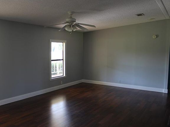 5th image of 4980 Pheasant Dr