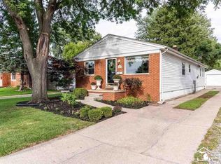 5927 Cherokee St, Taylor, MI 48180