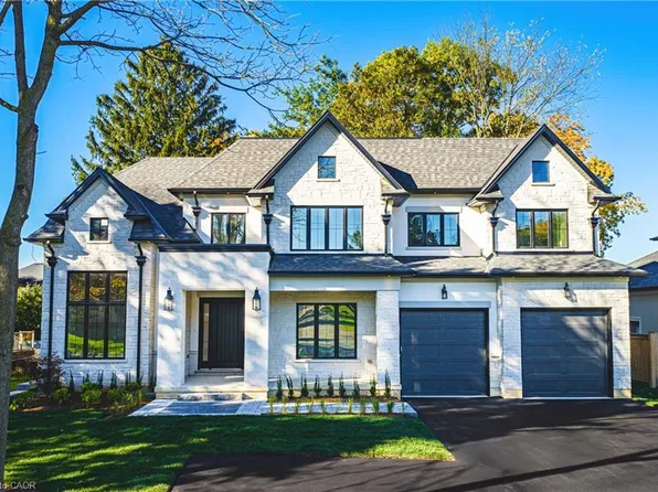 362 Harmony Hall Dr, Hamilton, ON L9G 2T4