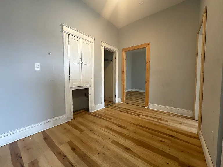 719-725 Wethersfield Ave #1BS — Photo 3