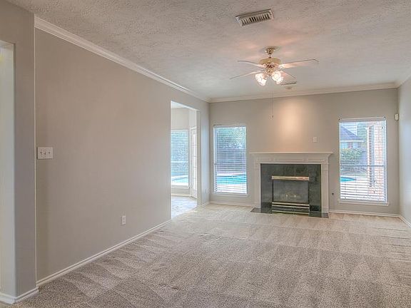 5th image of 2410 Leanett Way