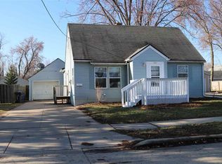 325 Johnson Ave, Little Chute, WI 54140