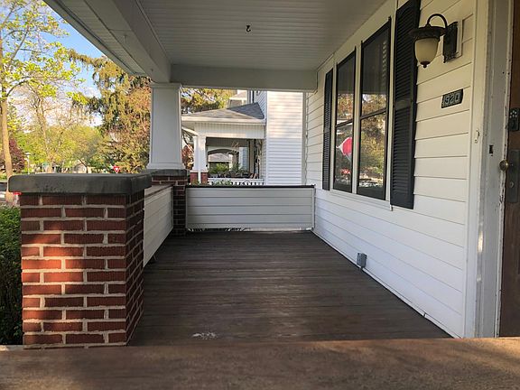 4th image of 1920 Lawndale Dr