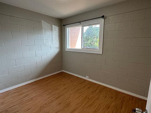 3rd image of 284 California Ave APT C4