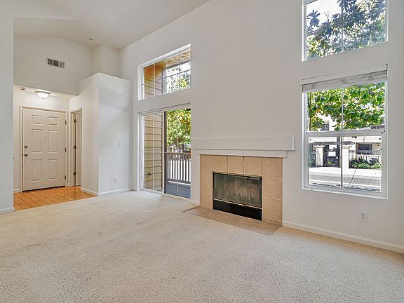 3rd image of 4902 Hibernia Dr #96-1