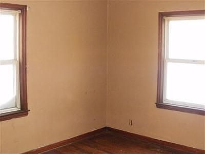 3rd image of 6730 Forestdale Ave