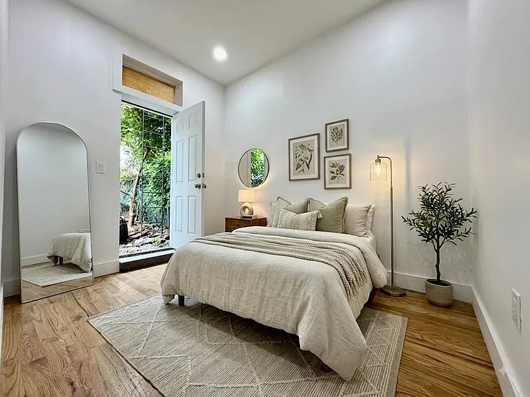 176 Utica Ave #1 — Photo 5