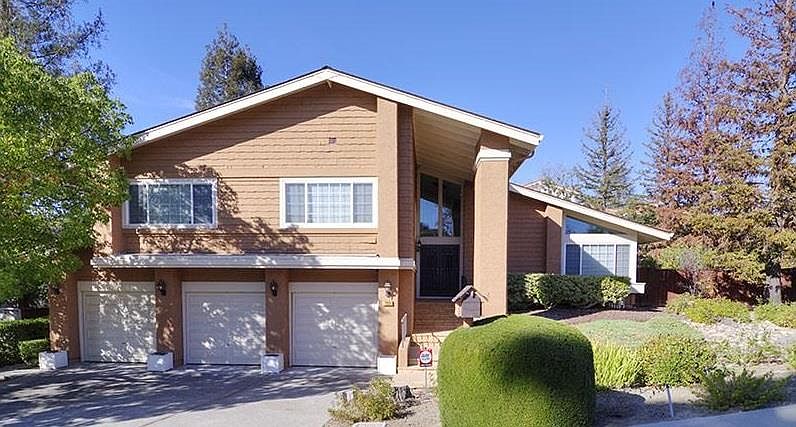 1st image of 7055 Morecambe Dr