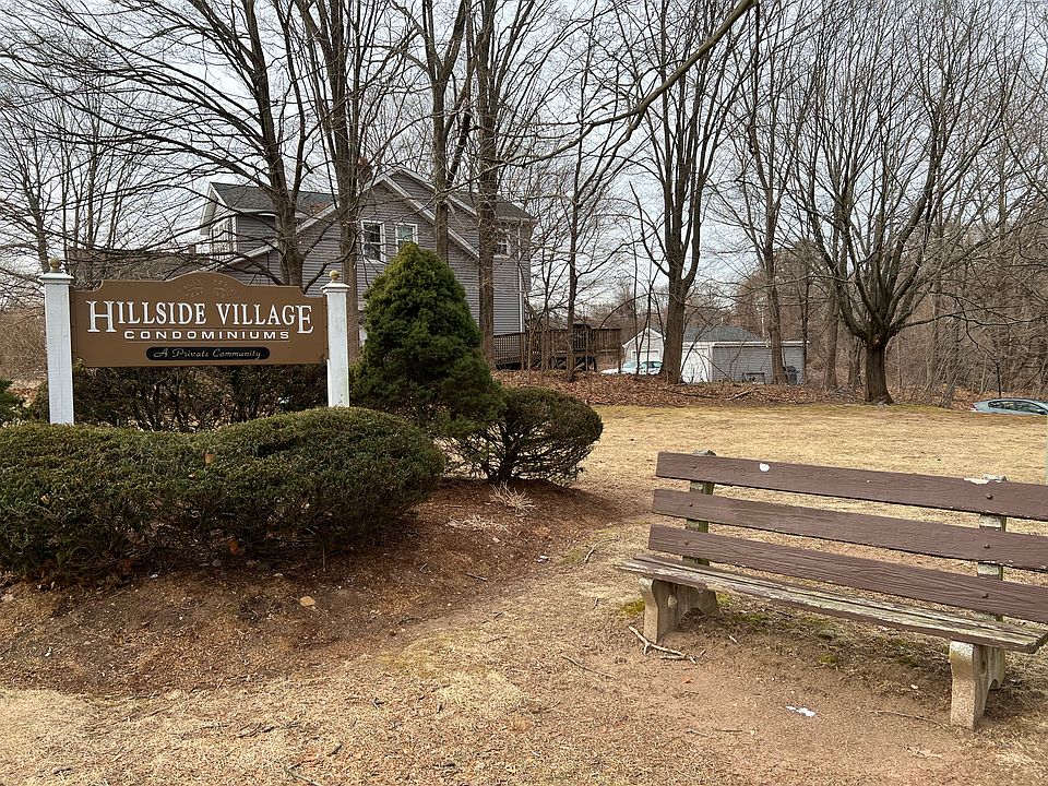 Entrance to Hillside Village