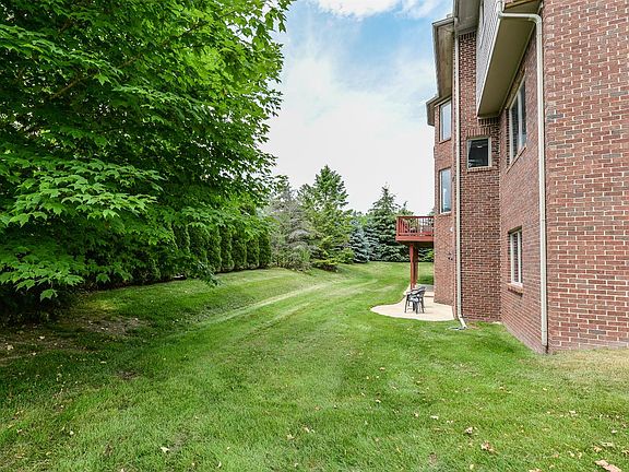 4th image of 5058 Abingdon Cir
