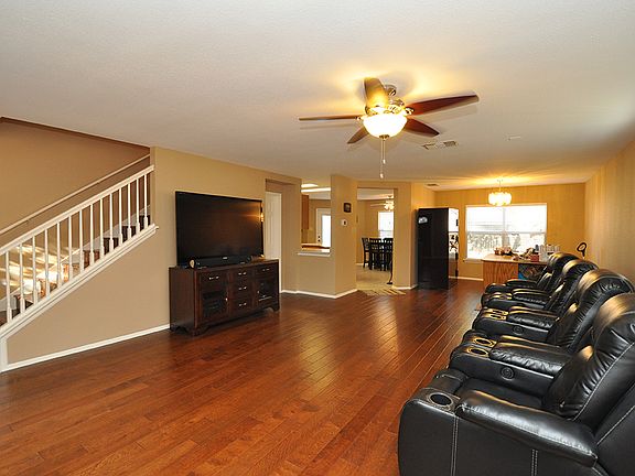 4th image of 3716 Davenport