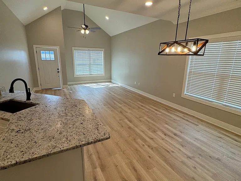 6513 Fortuna Ct — Photo 11