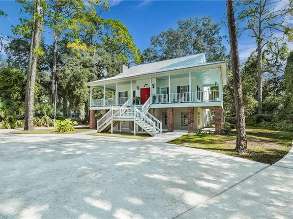 3500 Dolphin St, Brunswick, GA 31520
