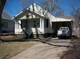 320 W 11th St, Horton, KS 66439