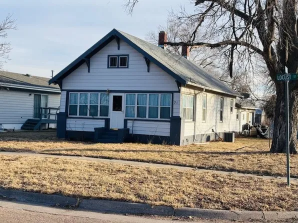 711 Locust St, Arapahoe, NE 68922