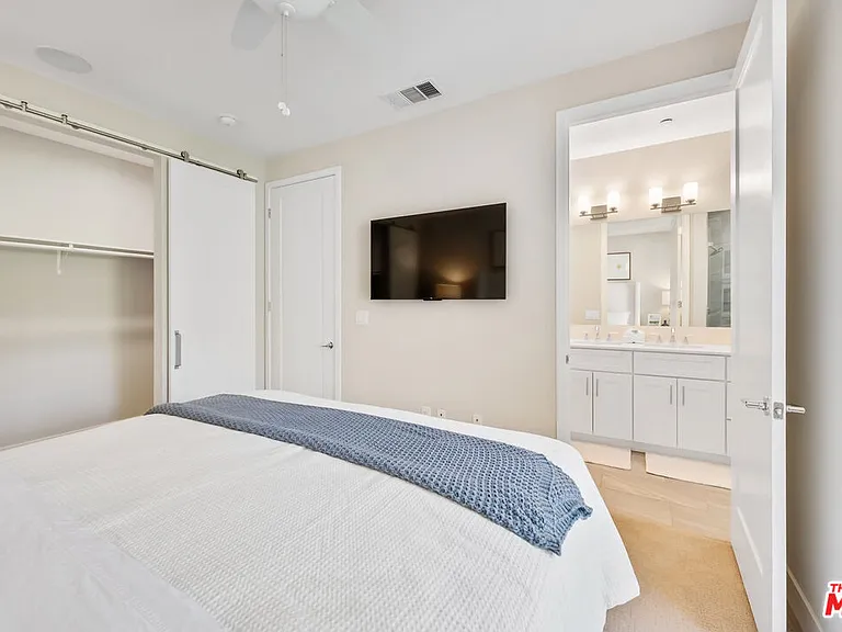 4415 Paxton Pl — Photo 11