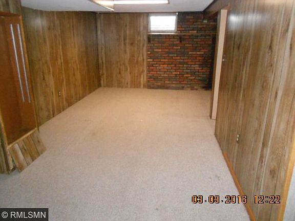 4th image of 11833 Larch St NW