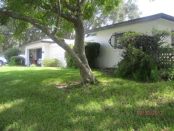 5th image of 2311 Country Club Dr