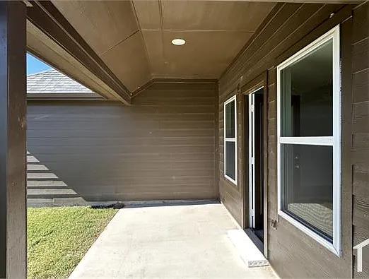 740 Fencerow Trl — Photo 18