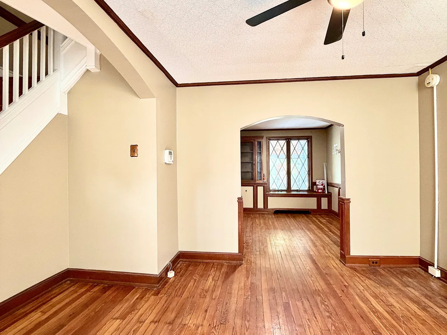 3 bed, 1300 sqft, $1,950 — Photo 2
