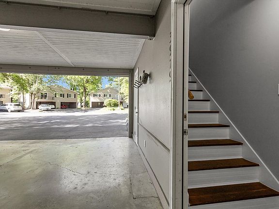 2nd image of 3979 N Quail Ln
