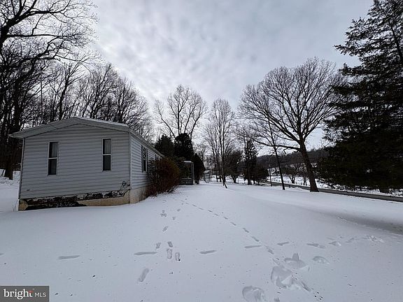 4th image of 311 Longview Rd