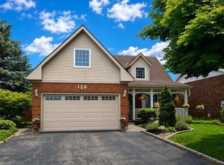 120 Lynndale Rd, Norfolk County, ON N3Y5E5