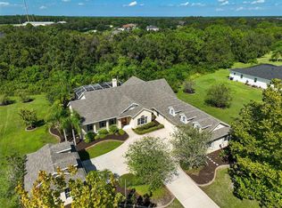 17615 White Tail Ct, Parrish, FL 34219