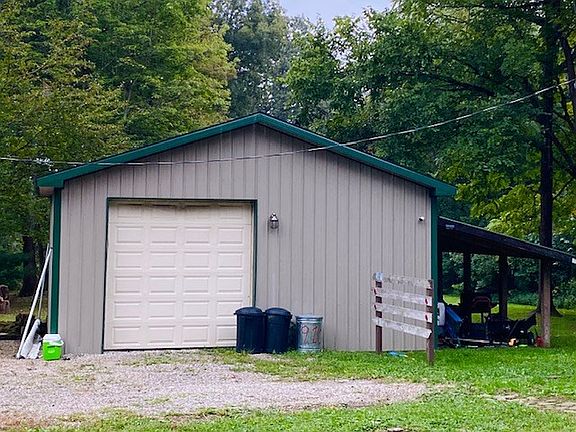 4th image of 9107 Blain Hwy