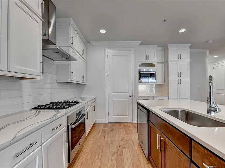 341 Bailey Walk — Photo 15