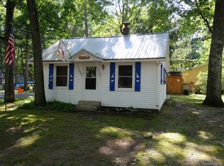 2403 Treasure Blvd, Roscommon, MI 48653